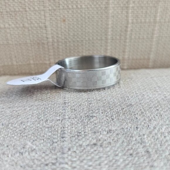 Fashion Ring Checker Staineless Steel Unisex Fashion Jewelry Rings Size NWT - Picture 6 of 12